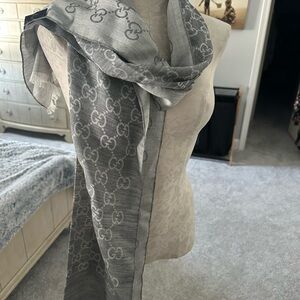 Gucci Monogram Gray Scarf
